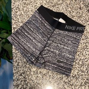 Nike Women’s Pro 3” shorts